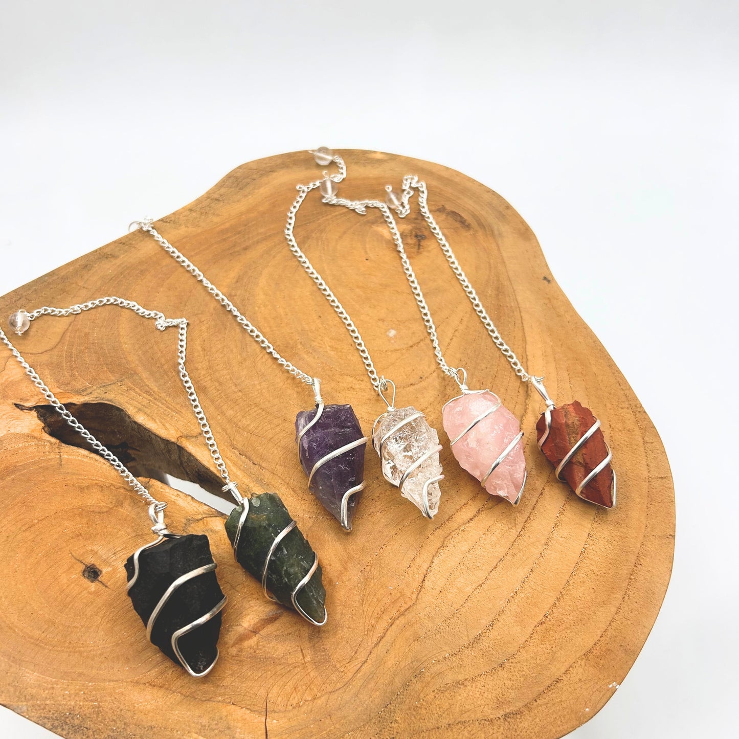 Raw Gemstone Pendulum – Moss Agate | A Natural Tool for Grounding and Intuition